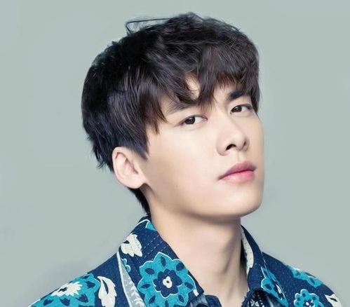 娱乐718吃瓜李易峰,吃瓜群众热议明星隐私边界